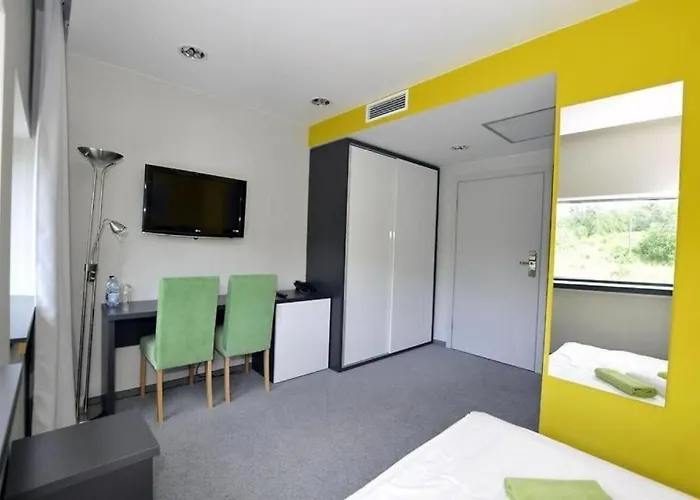 Sobotel Bb 酒店 3*